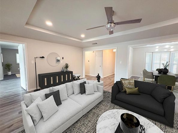 1912 E Branch Hollow Drive , Carrollton Texas 75007