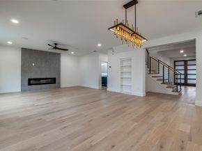 1018  Grandview Avenue , Dallas Texas 75223