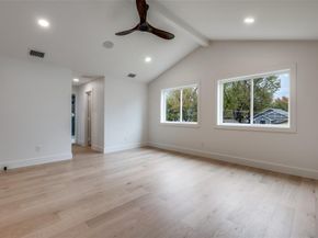 1018  Grandview Avenue , Dallas Texas 75223