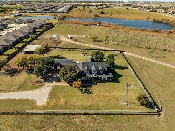 8715  Wagley Robertson Road , Fort Worth Texas 76131