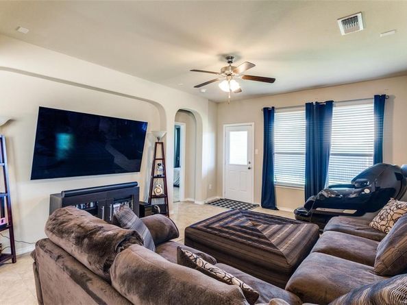 5212  Sugarcane Lane , Fort Worth Texas 76179