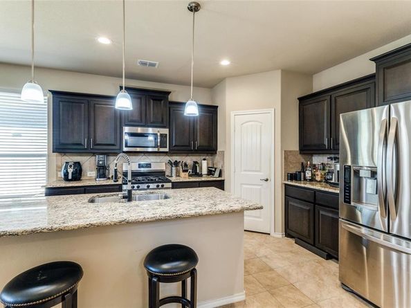 5212  Sugarcane Lane , Fort Worth Texas 76179