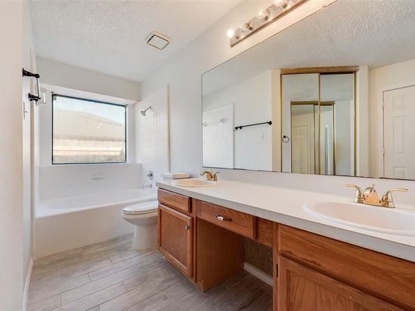 6506  Topaz Drive , Arlington Texas 76001