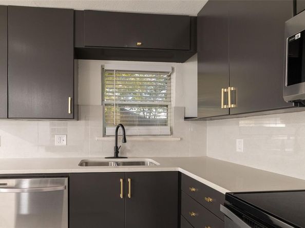 345  Claudia Street , Arlington Texas 76010