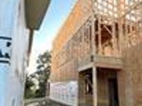 1318  Diceman Avenue , Dallas Texas 75203