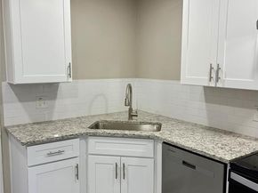 915  Hartsdale Drive , Dallas Texas 75211