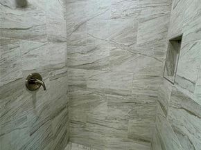 915  Hartsdale Drive , Dallas Texas 75211