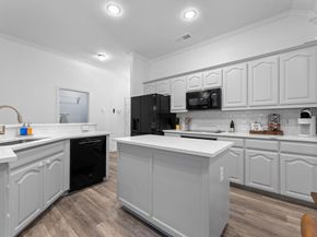 1024  Shortleaf Pine Drive , Arlington Texas 76012