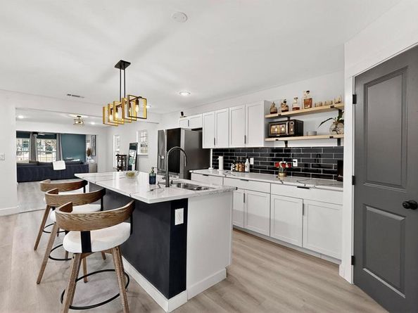 912 S Brighton Avenue , Dallas Texas 75208