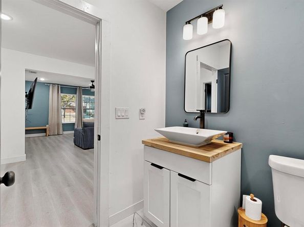 912 S Brighton Avenue , Dallas Texas 75208