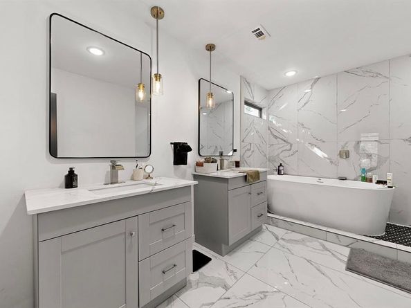 912 S Brighton Avenue , Dallas Texas 75208