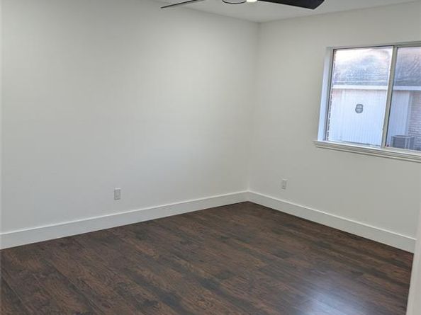 1310  Rosewood Lane , Lancaster Texas 75146