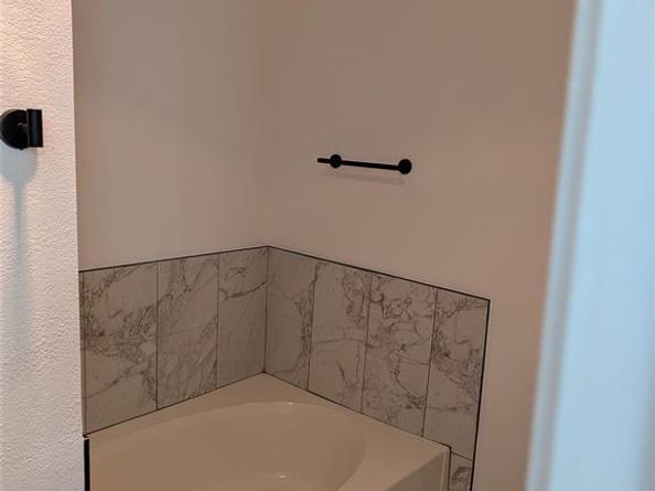 1310  Rosewood Lane , Lancaster Texas 75146