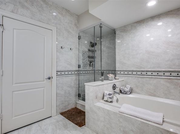 3400  Welborn Street  127, Dallas Texas 75219