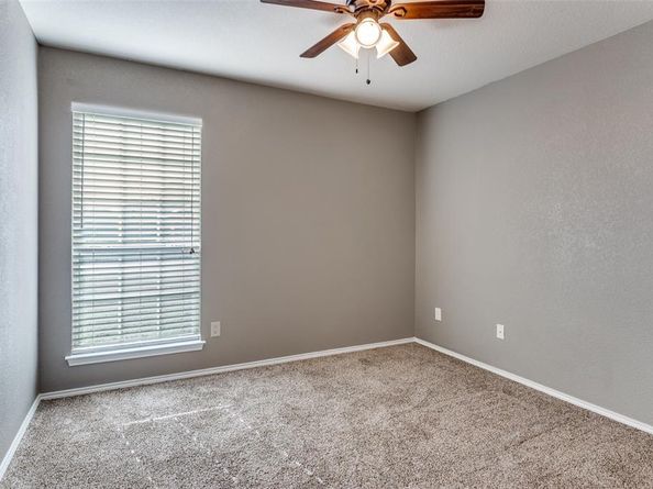 941  La Sierra Drive , Crowley Texas 76036