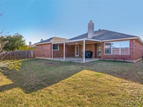 941  La Sierra Drive , Crowley Texas 76036