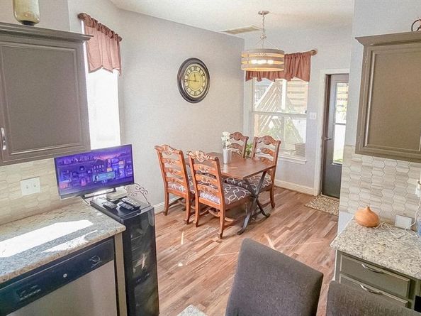 1812  Haley Circle , Carrollton Texas 75006