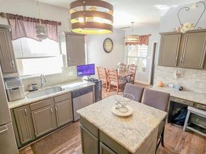 1812  Haley Circle , Carrollton Texas 75006