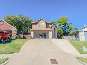 1812  Haley Circle , Carrollton Texas 75006