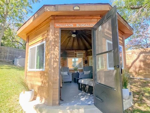 1812  Haley Circle , Carrollton Texas 75006