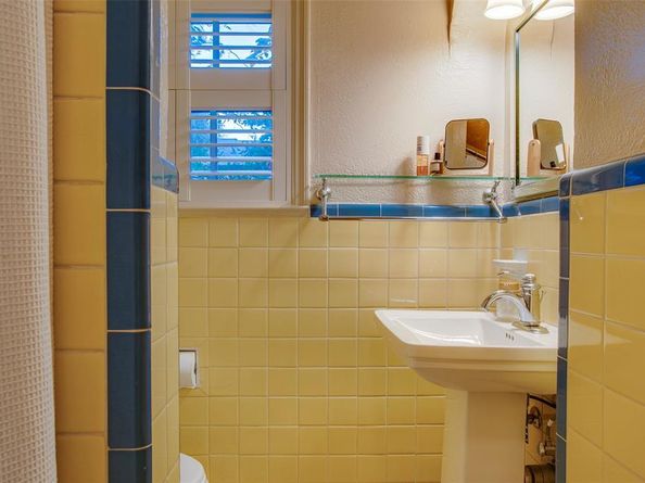 1930  Marydale Drive , Dallas Texas 75208