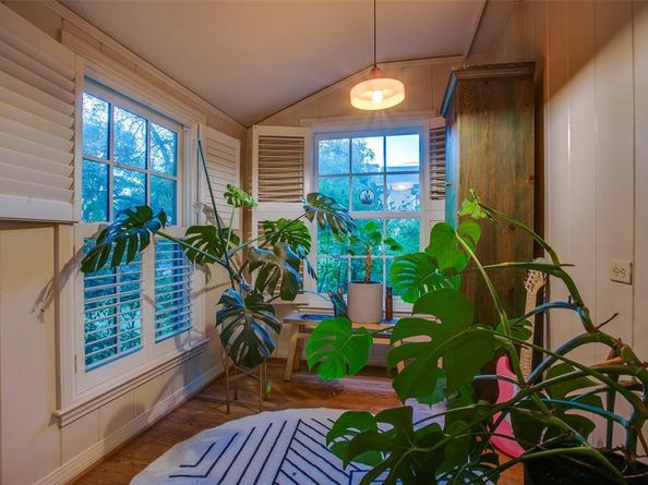 1930  Marydale Drive , Dallas Texas 75208