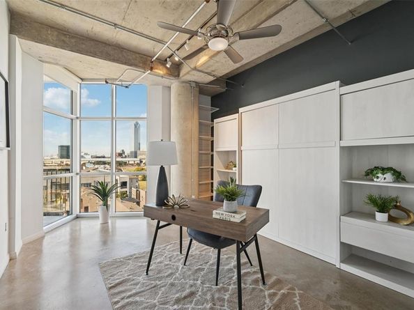 1001  Belleview Street  705, Dallas Texas 75215