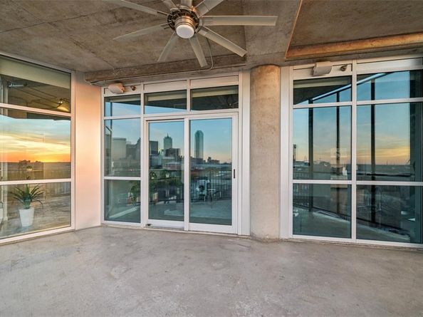 1001  Belleview Street  705, Dallas Texas 75215