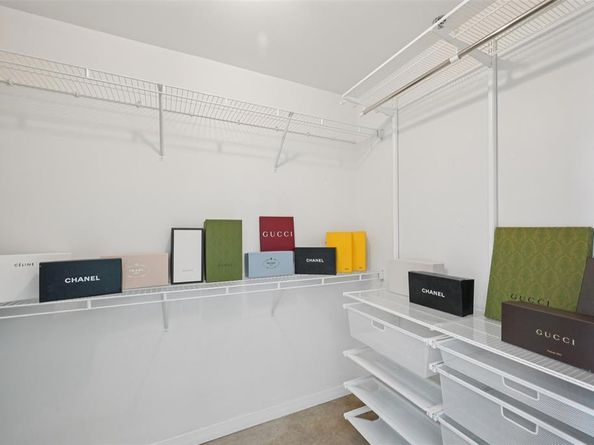 1001  Belleview Street  705, Dallas Texas 75215