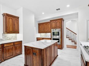 1105  Candlewood Trail , Irving Texas 75063