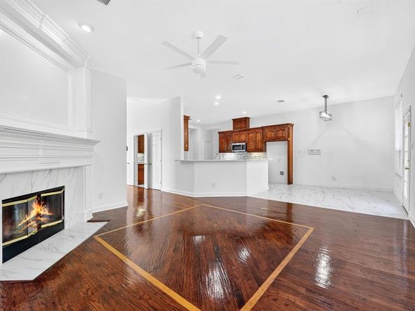 1105  Candlewood Trail , Irving Texas 75063