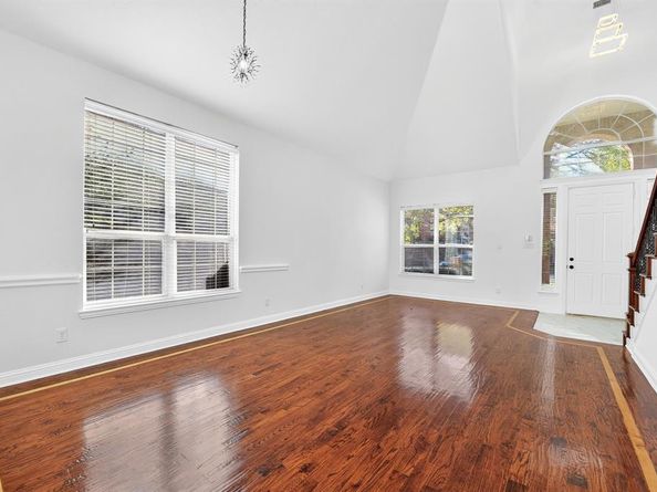 1105  Candlewood Trail , Irving Texas 75063