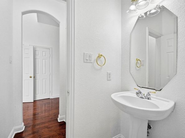 1105  Candlewood Trail , Irving Texas 75063