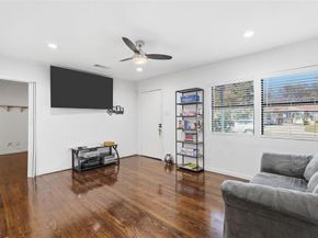 1528  Valley View Street , Mesquite Texas 75149