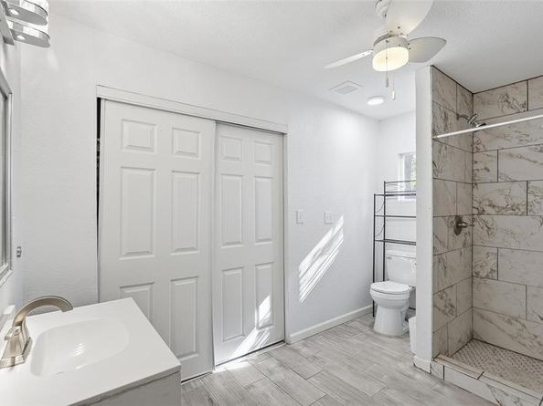 1528  Valley View Street , Mesquite Texas 75149