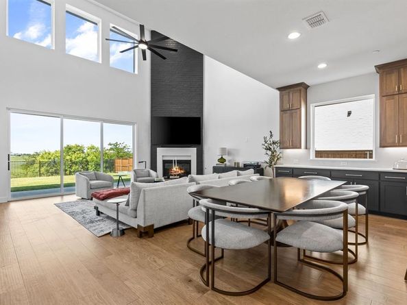 8736  Edgewater Drive , The Colony Texas 75056