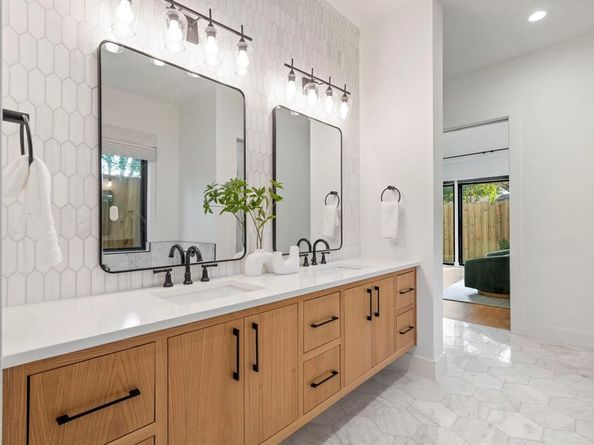 6008  Kenwood Avenue , Dallas Texas 75206