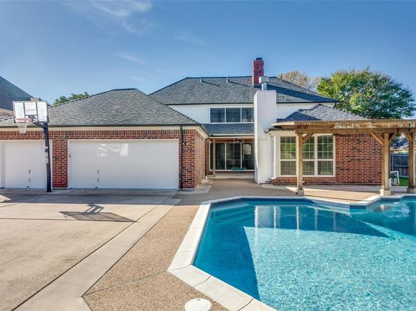 6740 E Park Drive , Fort Worth Texas 76132