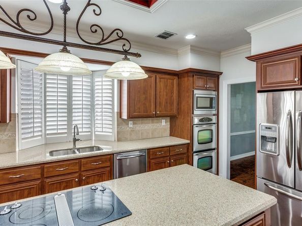 6740 E Park Drive , Fort Worth Texas 76132