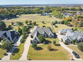 3305  Twin Lakes Drive , Celina Texas 75078