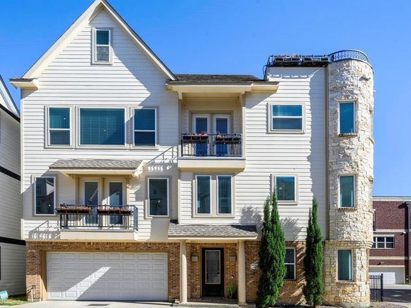 204 S Village Way , Lewisville Texas 75057