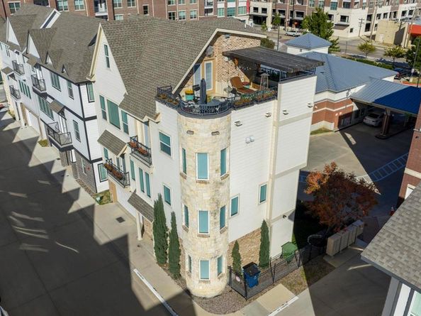 204 S Village Way , Lewisville Texas 75057