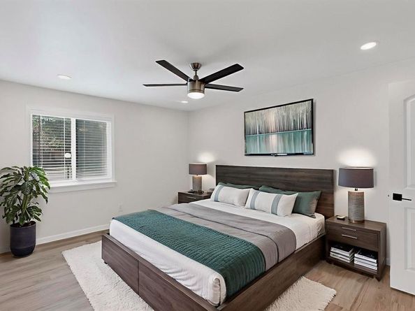 5731  Harvest Hill Road  1044, Dallas Texas 75230