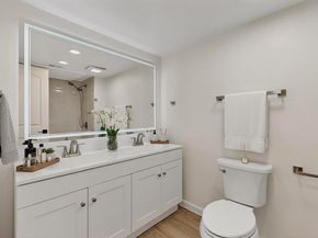 5731  Harvest Hill Road  1044, Dallas Texas 75230