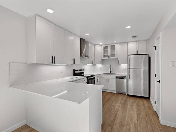 5731  Harvest Hill Road  1044, Dallas Texas 75230