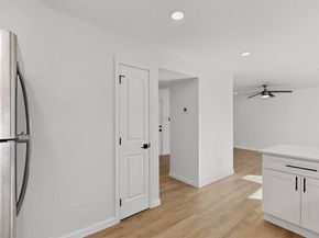 5731  Harvest Hill Road  1044, Dallas Texas 75230