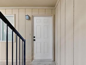 5731  Harvest Hill Road  1044, Dallas Texas 75230