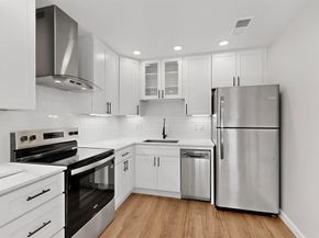 5731  Harvest Hill Road  1044, Dallas Texas 75230