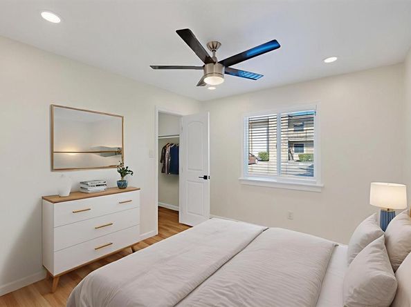 5731  Harvest Hill Road  1044, Dallas Texas 75230