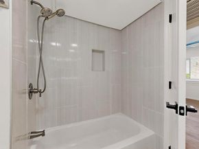 5731  Harvest Hill Road  1044, Dallas Texas 75230